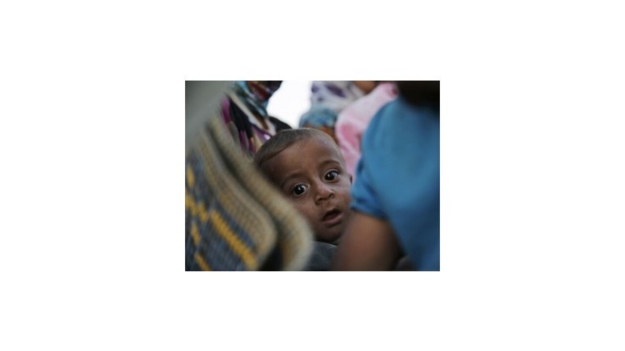 Islamský štát vyvesil vlajku na predmestí Kobani